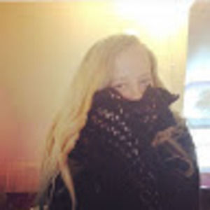 Meet your Posher, Carli